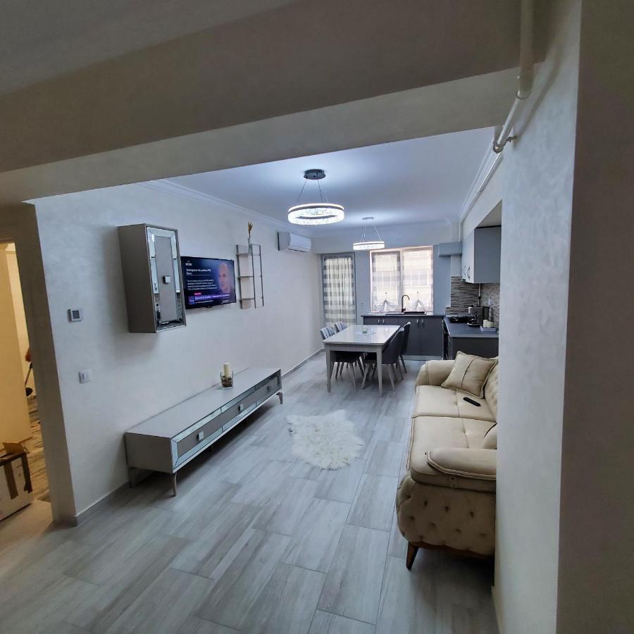 Luxury Apartament Bacovia Бакэу Экстерьер фото